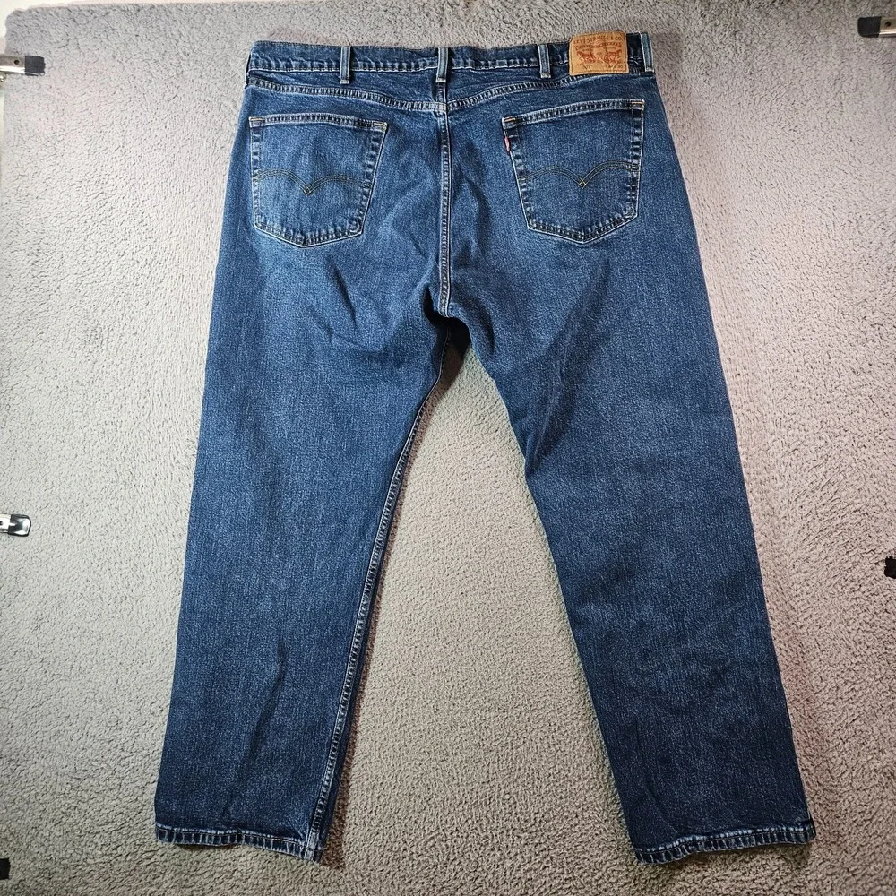 Levi's 505 Jeans Men 42 x 30 Zip Fly Medium Wash‎ Blue Denim